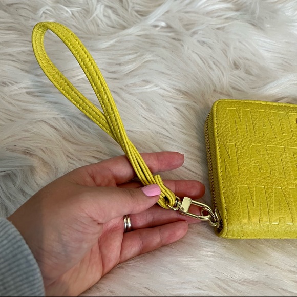 Steve Madden Neon Yellow Clutch/wristlet - Picture 4 of 10